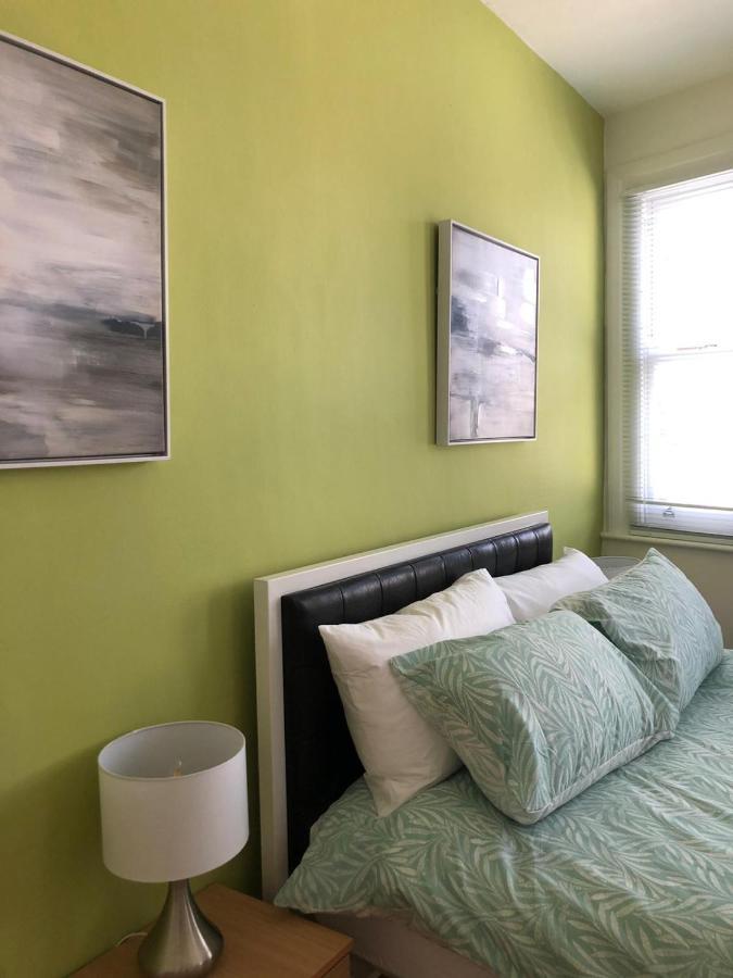 Capital Host- Apartments Euston London Bagian luar foto