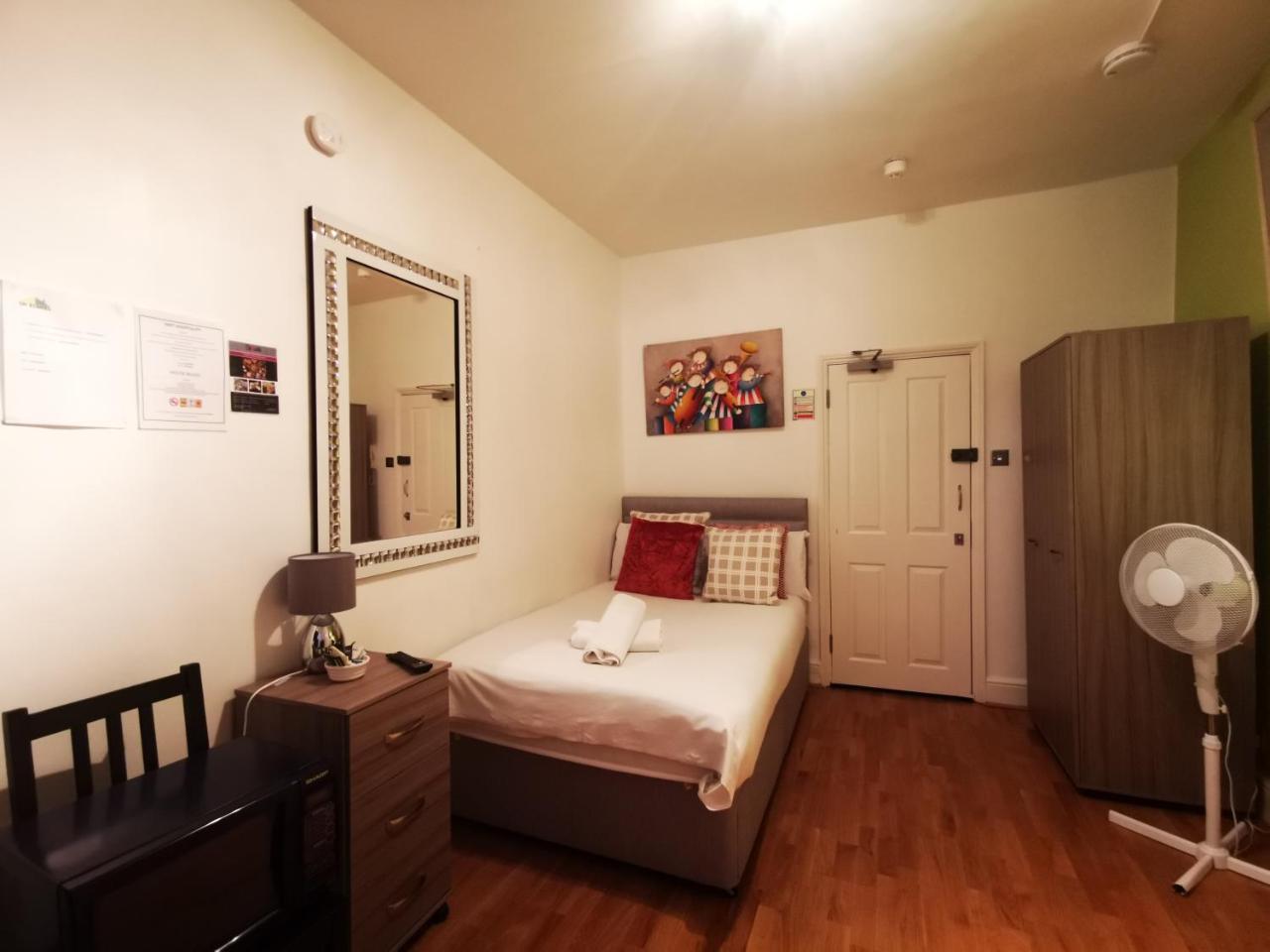 Capital Host- Apartments Euston London Bagian luar foto