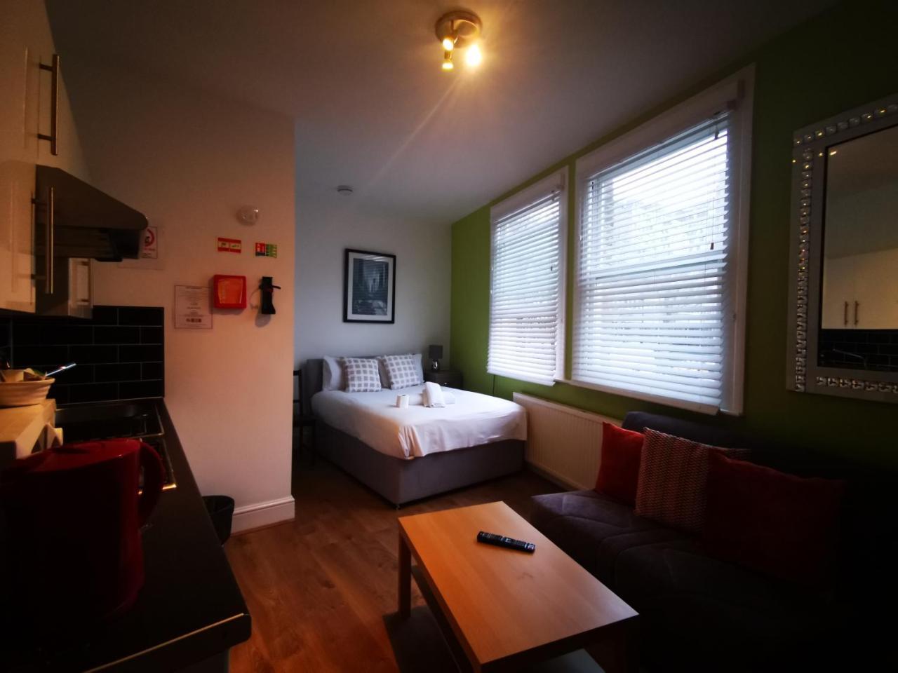 Capital Host- Apartments Euston London Bagian luar foto