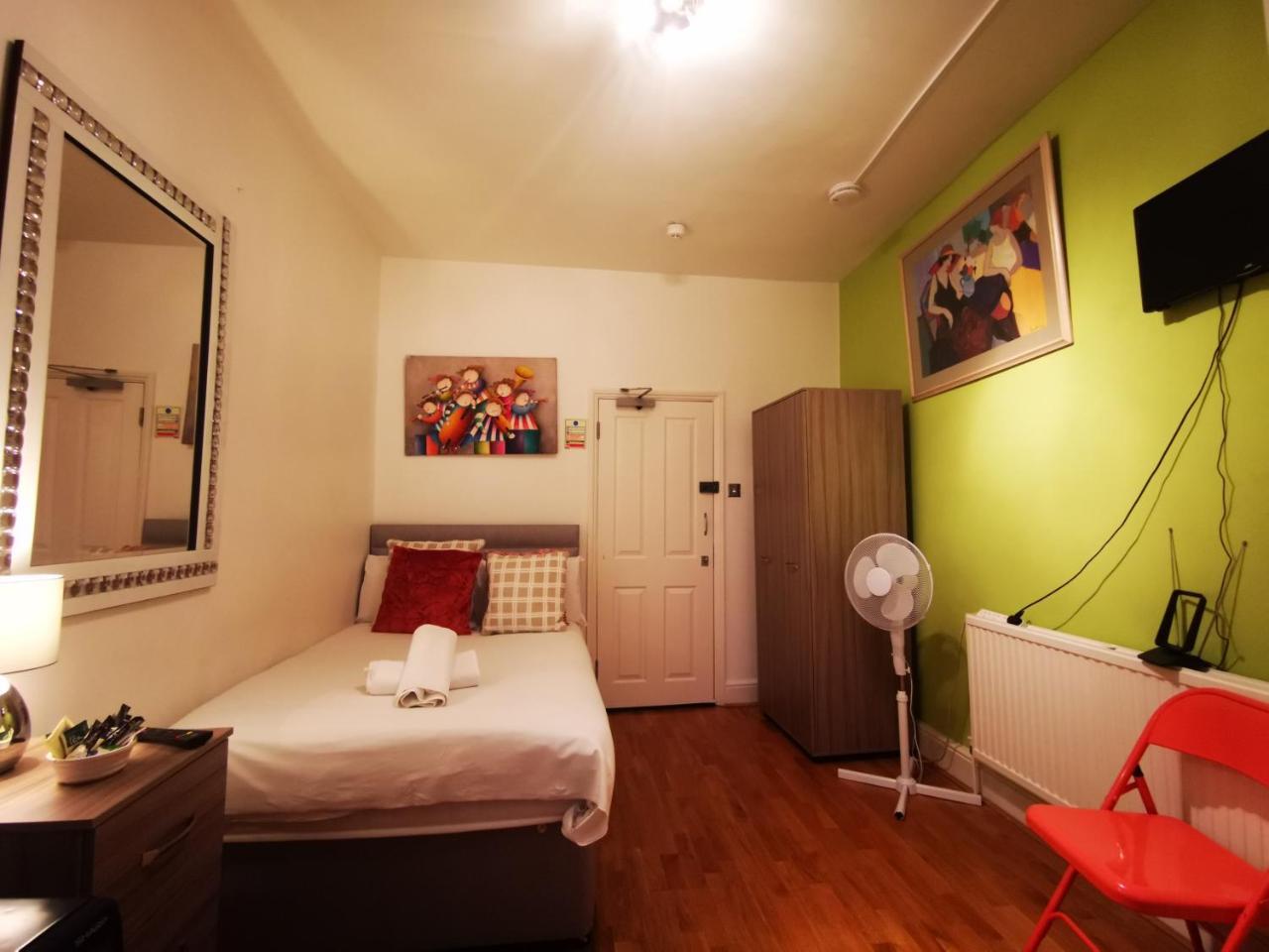 Capital Host- Apartments Euston London Bagian luar foto